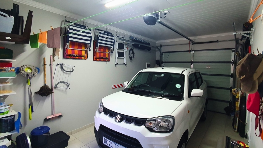 2 Bedroom Property for Sale in Dana Bay Western Cape